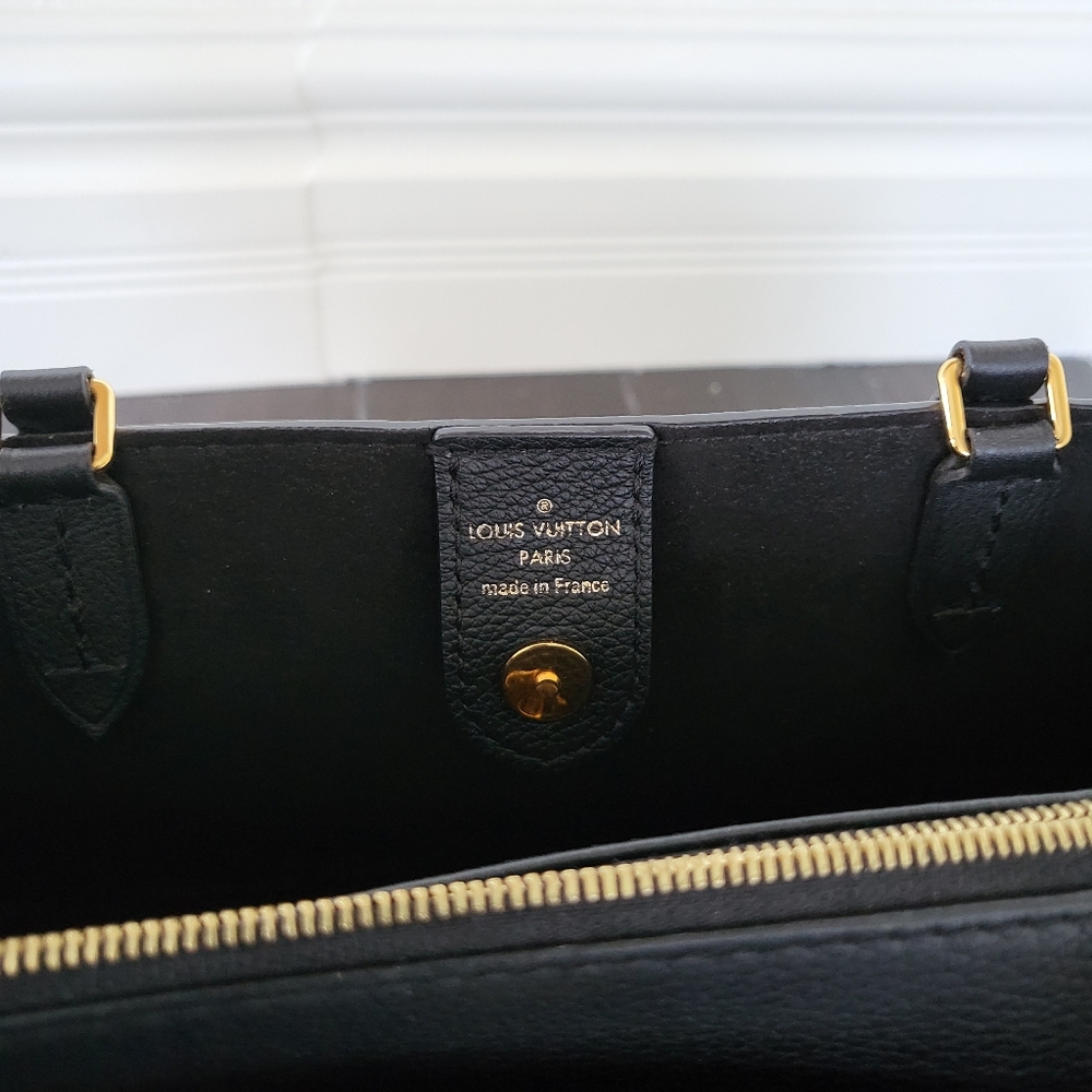 Louis Vuitton Lockme Purse - Picture 11 of 16